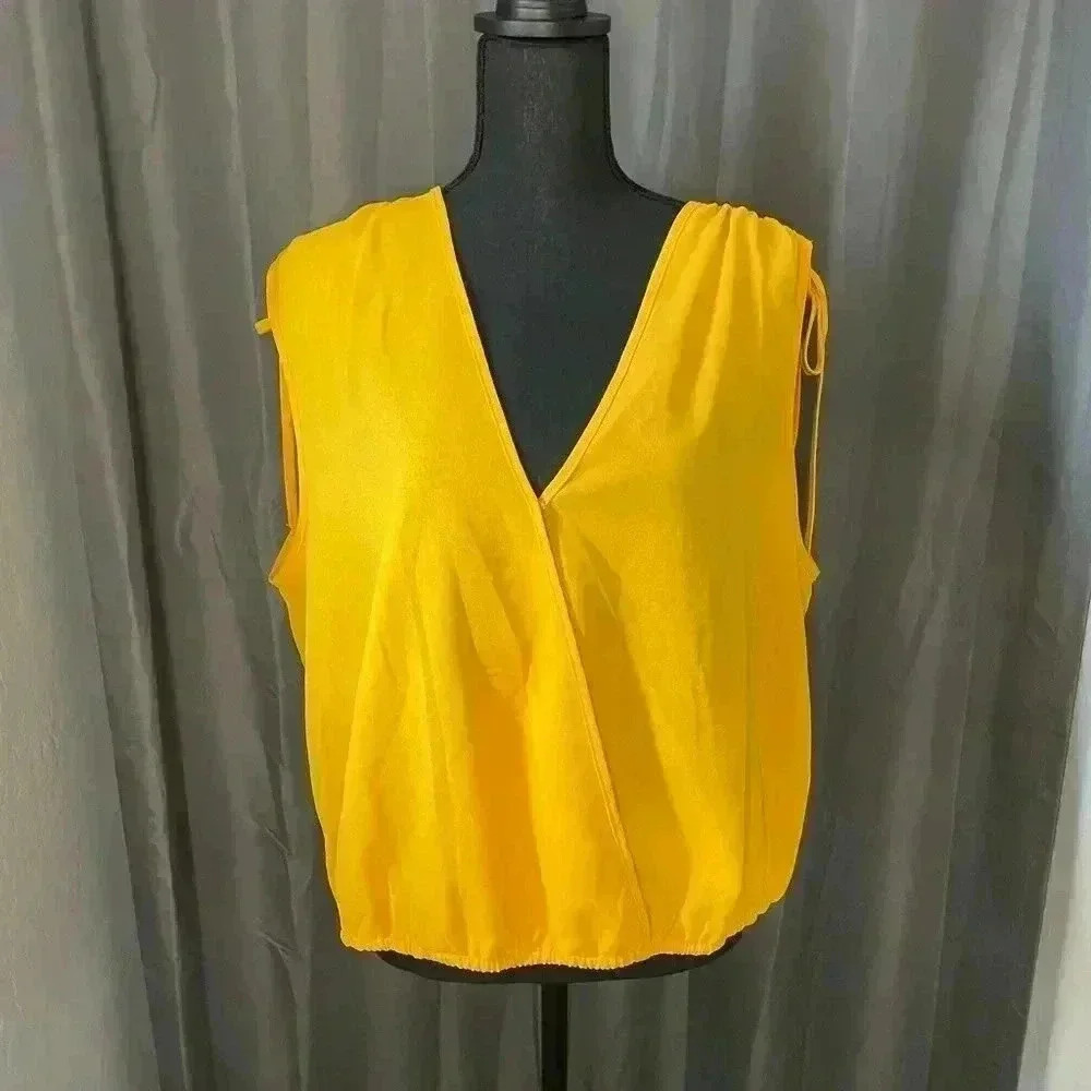 2. SHEIN Curve 1XL Yellow Crossover Tank